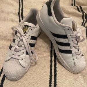 Adidas superstar sneaker